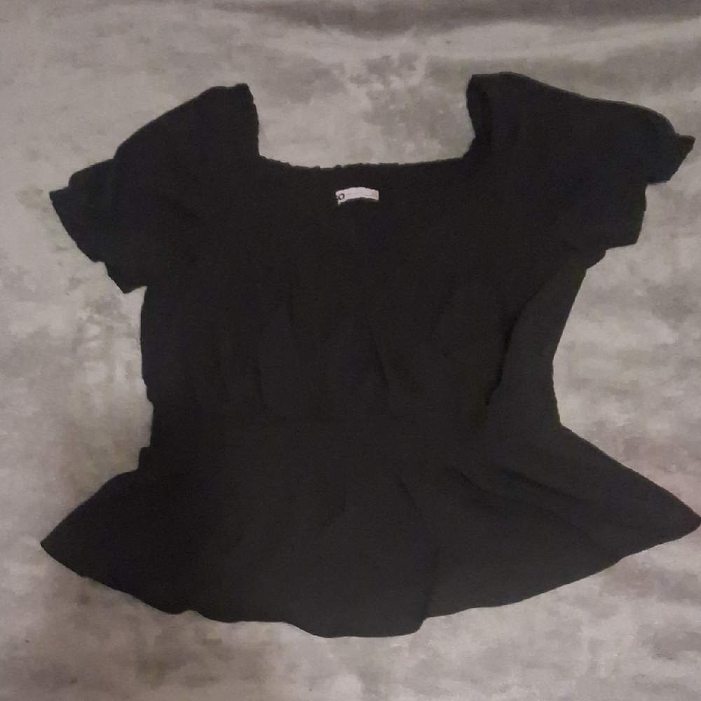 Squeeze Black Peplum Blouse